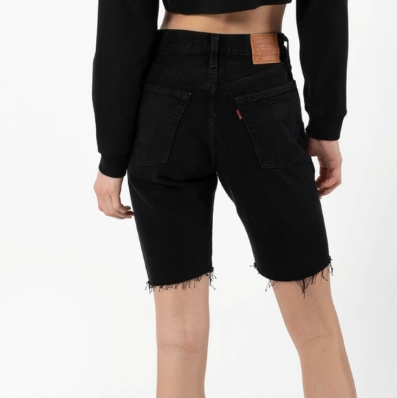 Levi's 501 Distressed Black Jean Short Size 25 - Picture 13 of 13